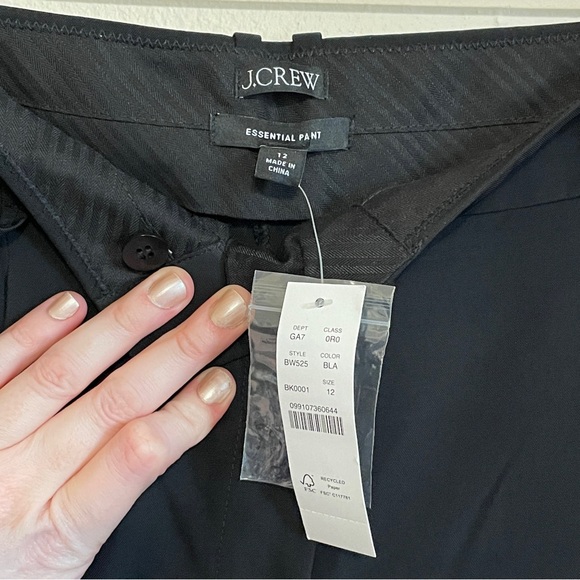 🔥 J. Crew | Black Tapered Essential Pants/Trousers in Drapey Viscose 12 NWT - Picture 4 of 5